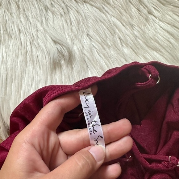 LUCY IN THE SKY Maura Front Tie Dress In Merlot - Picture 5 of 5